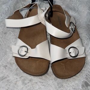 Toddler Girl’s White Sandals